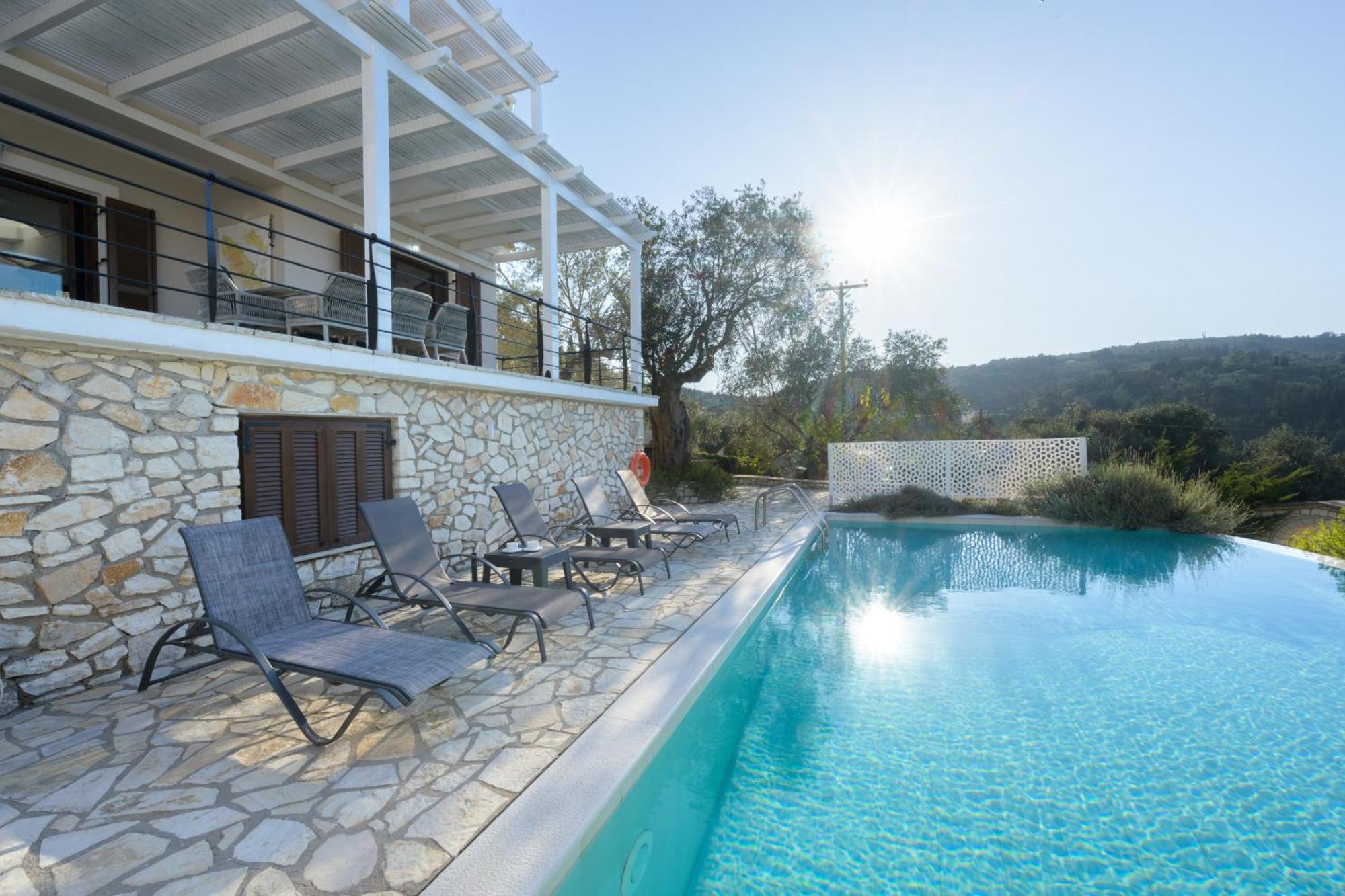 Villa Bougarini Haven Family Villa Rock Pool Oasis Ieromonachos Eksteriør bilde